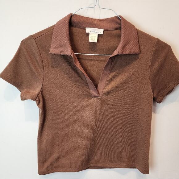 Urban Romantics Brown Crop Top Collared T-Shirt Size M - Picture 1 of 5